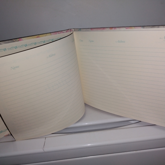 New never used flower guest book - Picture 2 of 2